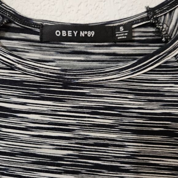 OBEY No89 longsleeve size sm women SALE! - Picture 7 of 7